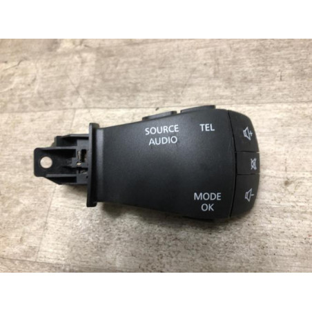 Commande autoradio RENAULT MEGANE 4 PHASE 1 d’occasion