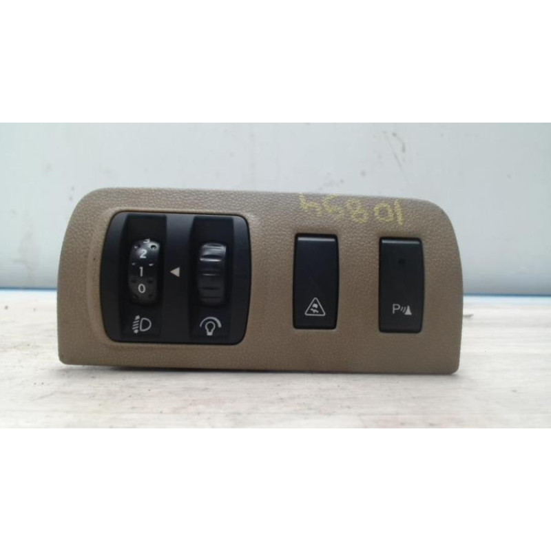 Commande de reglage hauteur de phare RENAULT MEGANE 3 PHASE 1 d’occasion