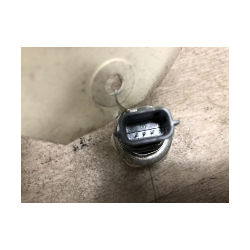 Pressostat de climatisation RENAULT MEGANE 4 PHASE 1 d’occasion