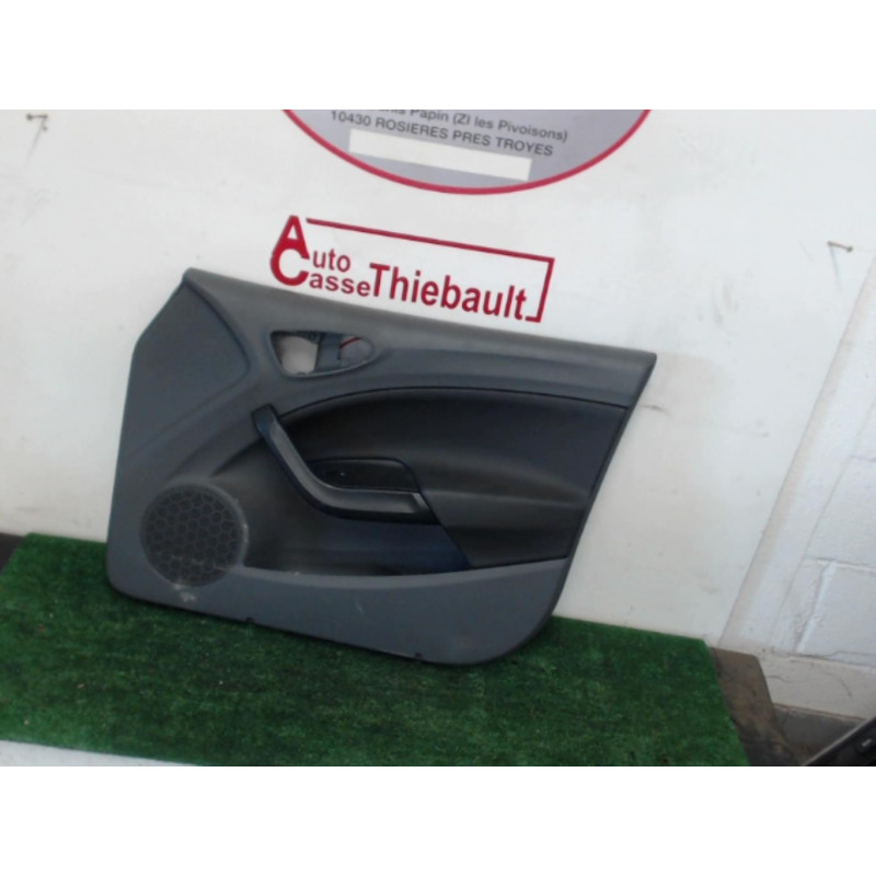 panneau de porte avant droit  SEAT IBIZA IV d’occasion