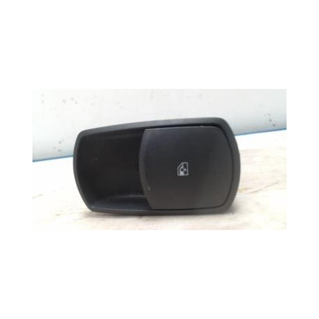 Interrupteur de leve vitre avant droit OPEL CORSA D PHASE 1 d’occasion