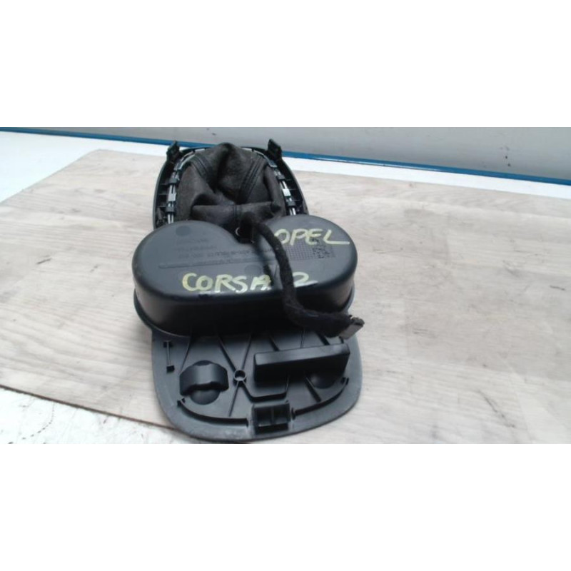 Pommeau de vitesses OPEL CORSA D PHASE 1 d’occasion