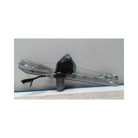Leve vitre electrique arriere droit RENAULT CLIO 3 PHASE 1 d’occasion