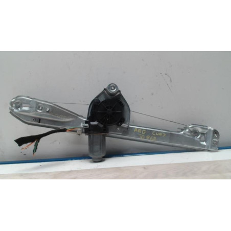 Leve vitre electrique arriere droit RENAULT CLIO 3 PHASE 1 d’occasion