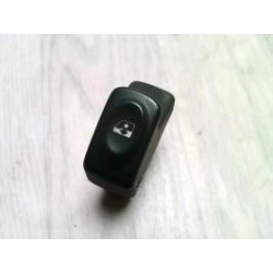 Interrupteur de leve vitre avant gauche RENAULT SCENIC 1 PHASE 2 d’occasion