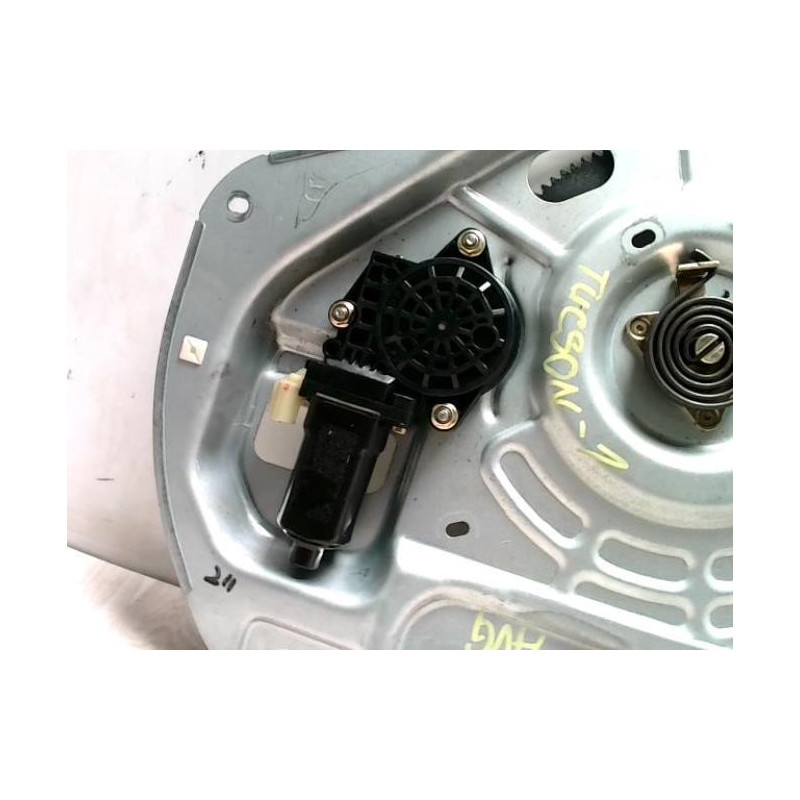 Leve vitre electrique avant gauche HYUNDAI TUCSON 1 d’occasion