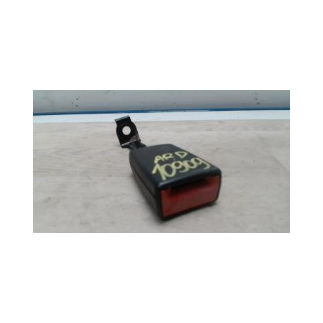 Attache ceinture arriere droit OPEL ASTRA H PHASE 1 d’occasion