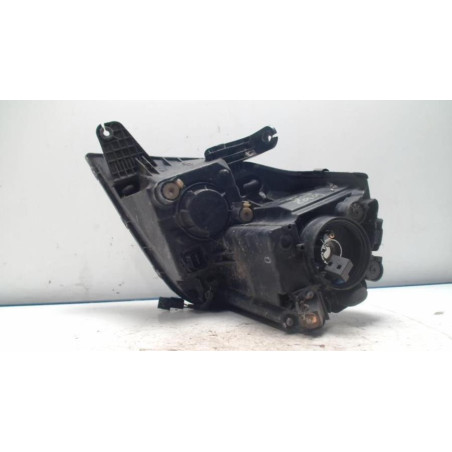 Optique avant principal droit (feux)(phare) SSANGYONG REXTON 1 PHASE 1 d’occasion