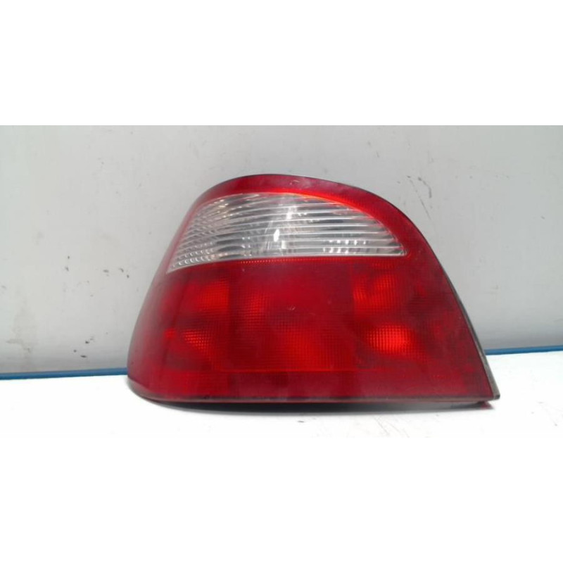 Feu arriere principal gauche (feux) RENAULT MEGANE 1 PHASE 2 d’occasion