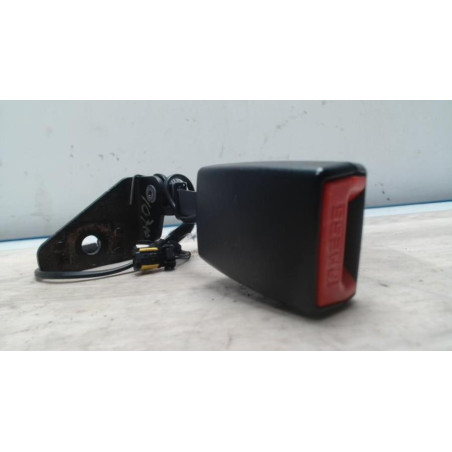 Attache ceinture arriere droit CITROEN C5 2 d’occasion
