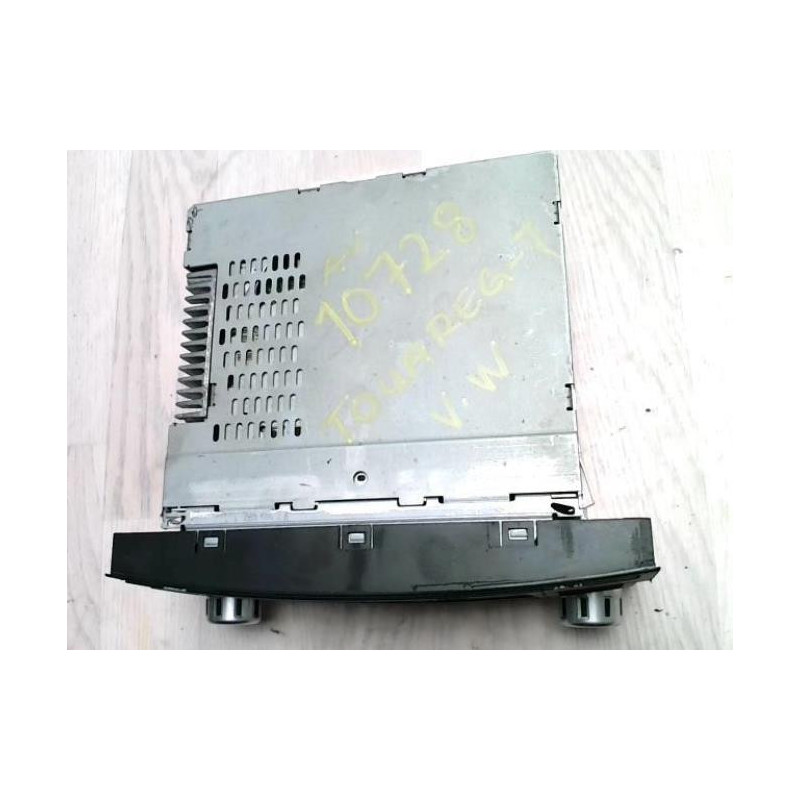 Autoradio d'origine VOLKSWAGEN TOUAREG 1 PHASE 1 d’occasion