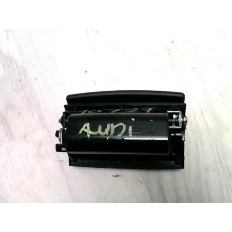 Vide poche avant droit AUDI A3 2 SPORTBACK PHASE 1 d’occasion