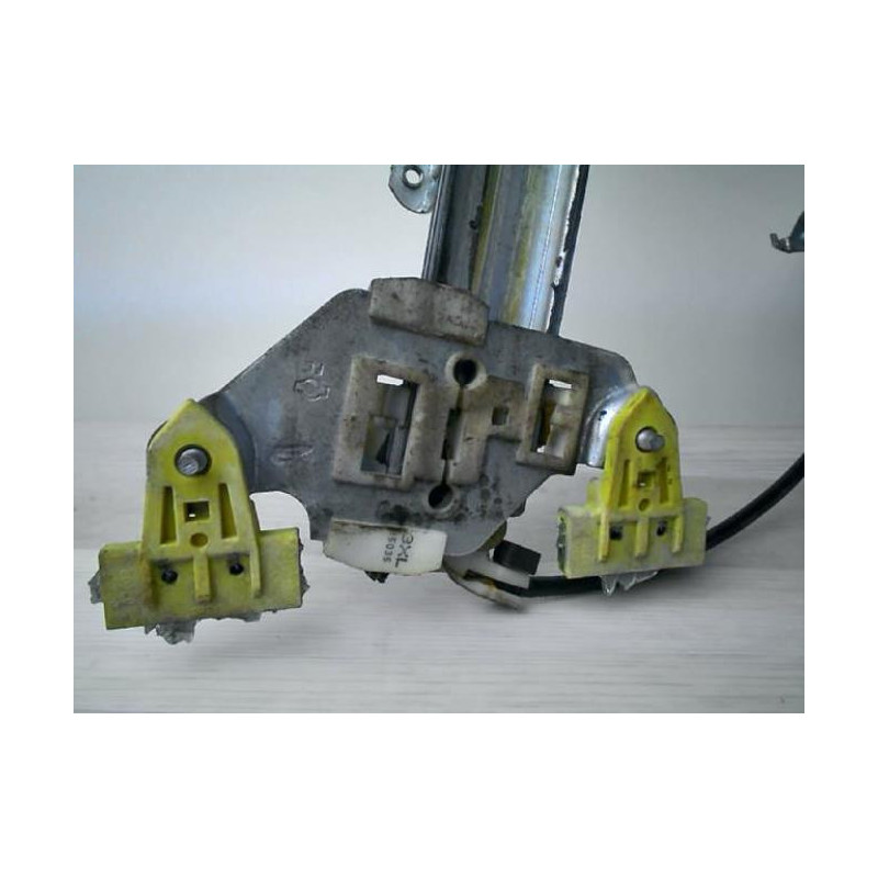 Mecanisme de leve vitre electrique avant gauche NISSAN MICRA 3 PHASE 1 d’occasion