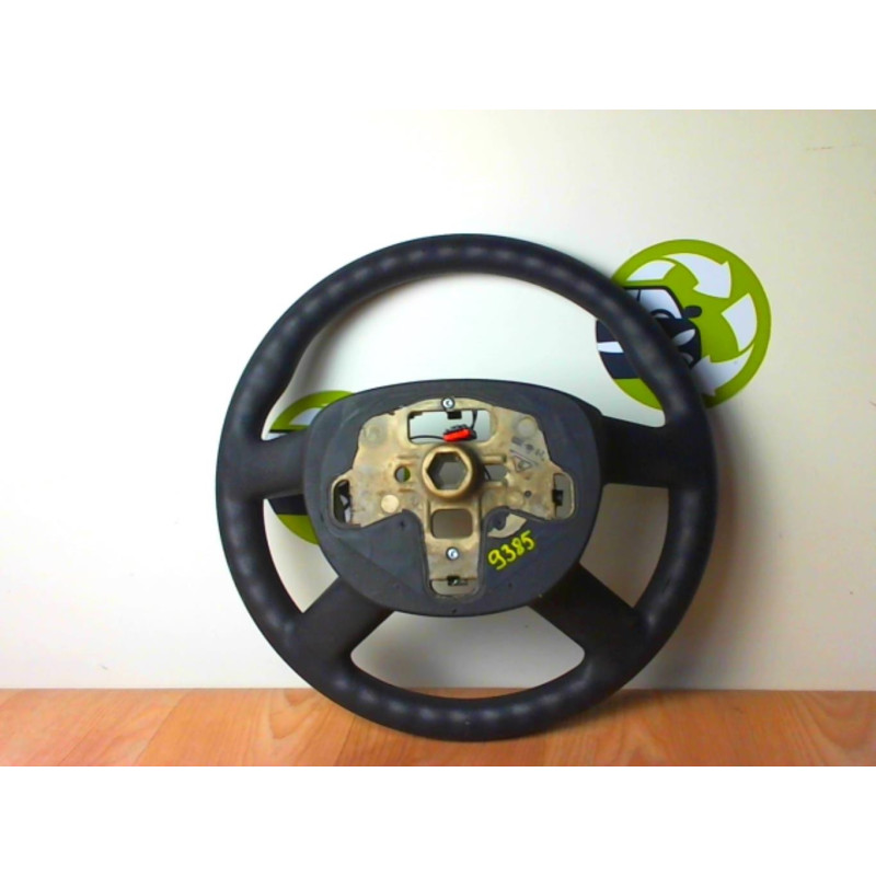 Volant FORD FOCUS 2 PHASE 1 d’occasion