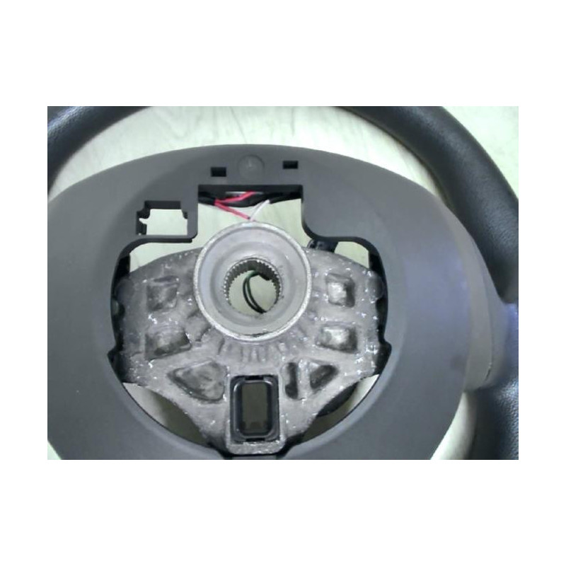 Volant RENAULT SCENIC 3 PHASE 1 d’occasion