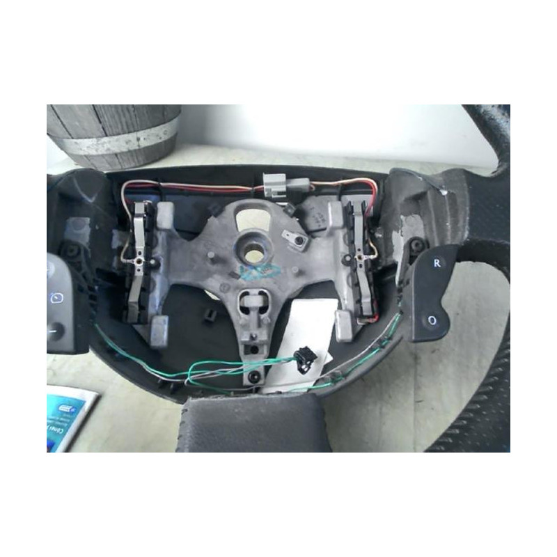 Volant RENAULT GRAND SCENIC 2 PHASE 2 d’occasion