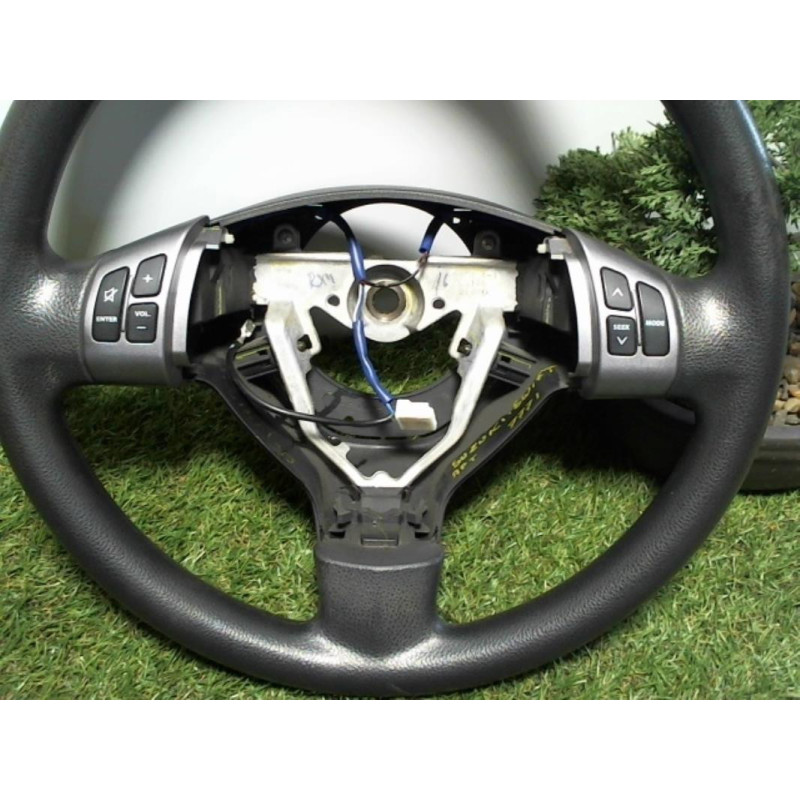 Volant SUZUKI SWIFT 3 d’occasion