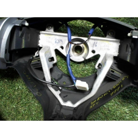 Volant SUZUKI SWIFT 3 d’occasion