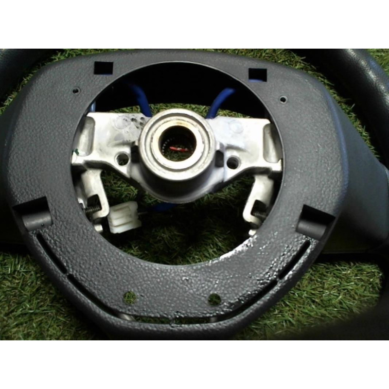 Volant SUZUKI SWIFT 3 d’occasion