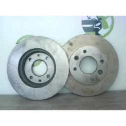 Paire de disques avant (freinage) RENAULT  d’occasion