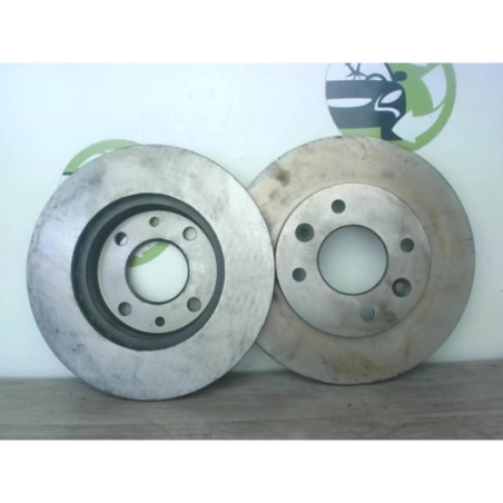 Paire de disques avant (freinage) RENAULT  d’occasion