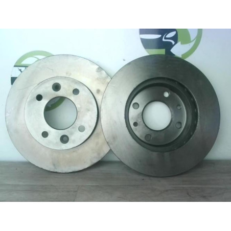 Paire de disques avant (freinage) RENAULT  d’occasion
