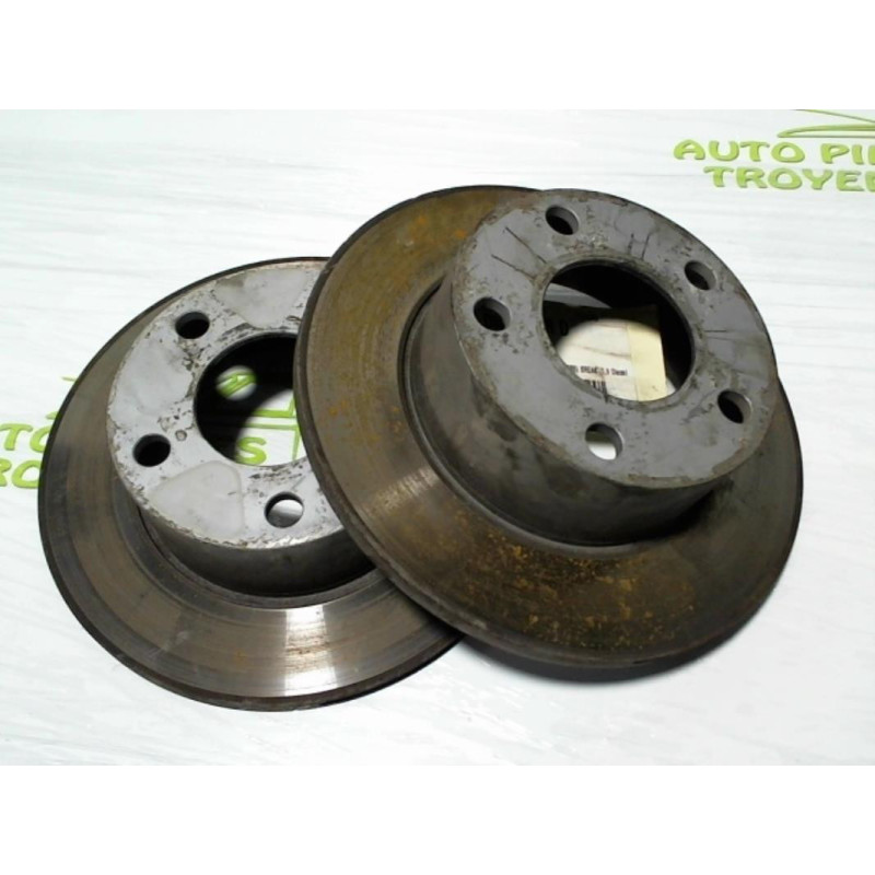 Paire de disques arriere (freinage) VOLKSWAGEN PASSAT 4 PHASE 2 d’occasion