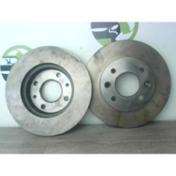 Paire de disques avant (freinage) RENAULT  d’occasion