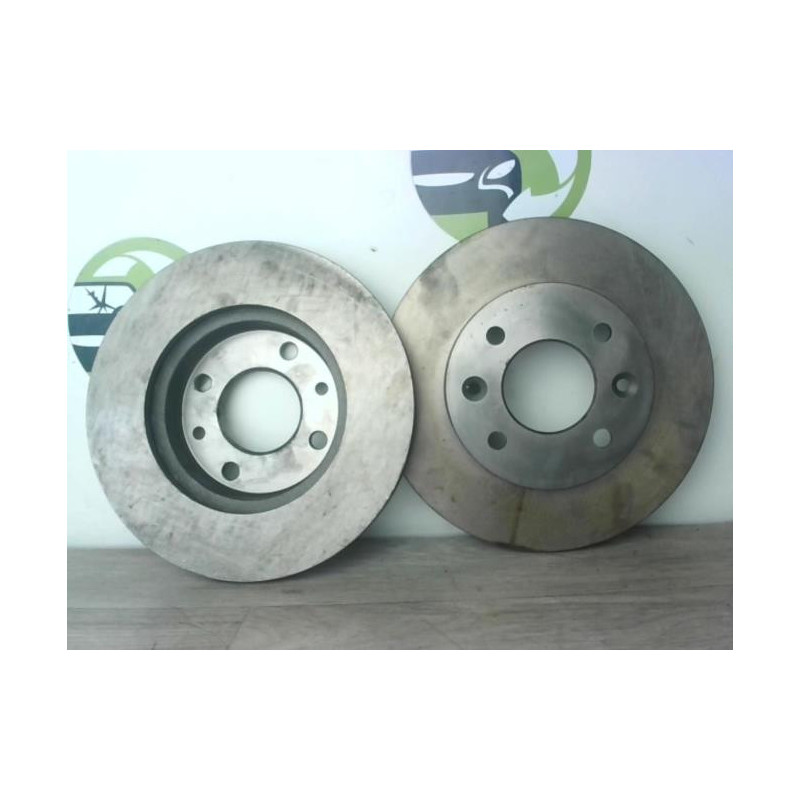Paire de disques avant (freinage) RENAULT  d’occasion