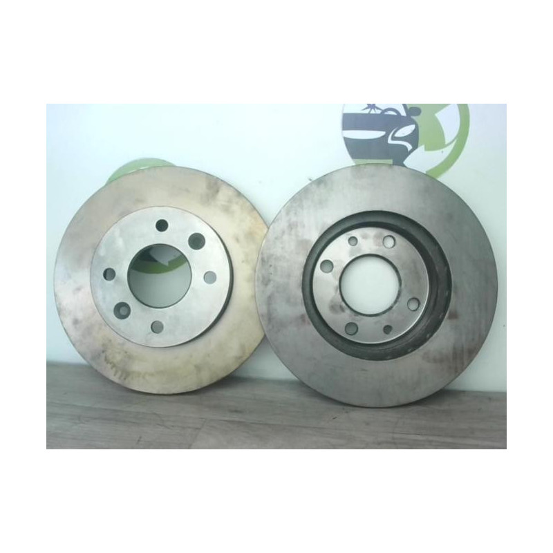 Paire de disques avant (freinage) RENAULT  d’occasion