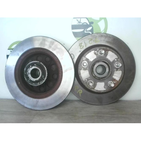 Paire de disques arriere (freinage) HONDA CIVIC 8 PHASE 2 d’occasion