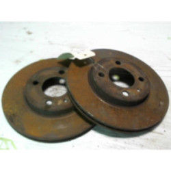 Paire de disques avant (freinage) VOLKSWAGEN POLO 3 PHASE 2 d’occasion