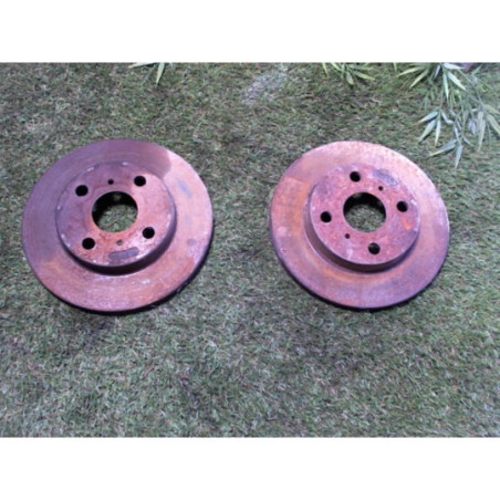 Paire de disques avant (freinage) TOYOTA YARIS 1 PHASE 1 d’occasion
