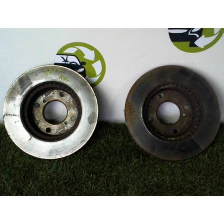Paire de disques avant (freinage) SUZUKI ALTO 3 d’occasion