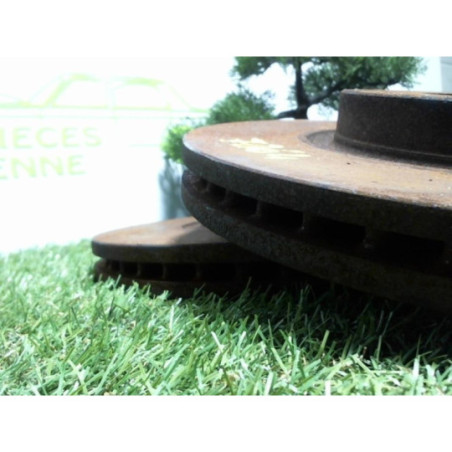 Paire de disques avant (freinage) PEUGEOT 607 PHASE 1 d’occasion
