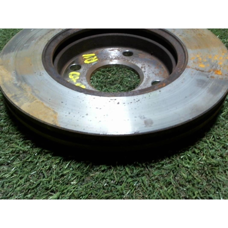 Paire de disques avant (freinage) FORD FOCUS 1 d’occasion