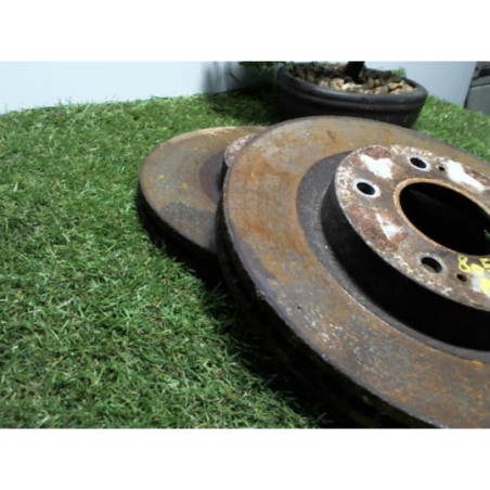 Paire de disques avant (freinage) MITSUBISHI GRANDIS d’occasion