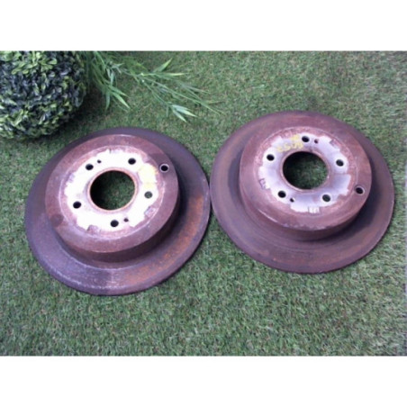 Paire de disques arriere (freinage) MITSUBISHI GRANDIS d’occasion