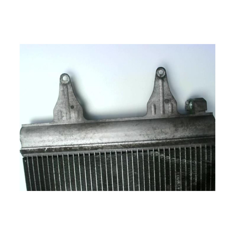 Radiateur condenseur de clim VOLKSWAGEN POLO 4 PHASE 1 d’occasion