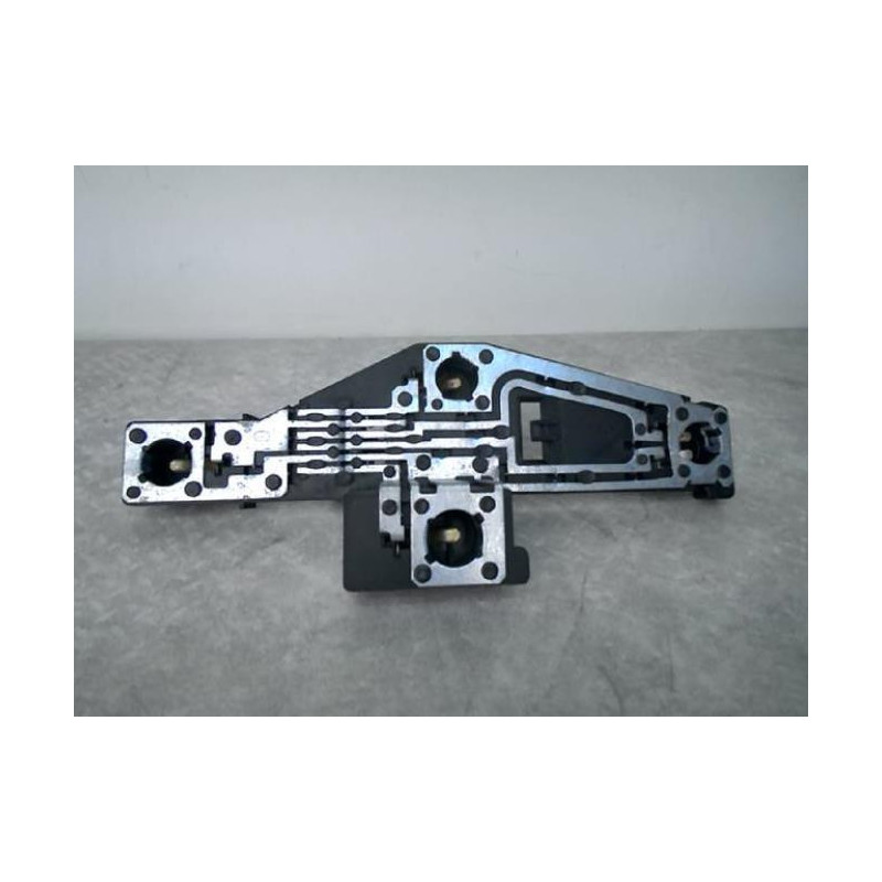 Platine feu arriere gauche RENAULT LAGUNA 2 PHASE 2 BREAK d’occasion