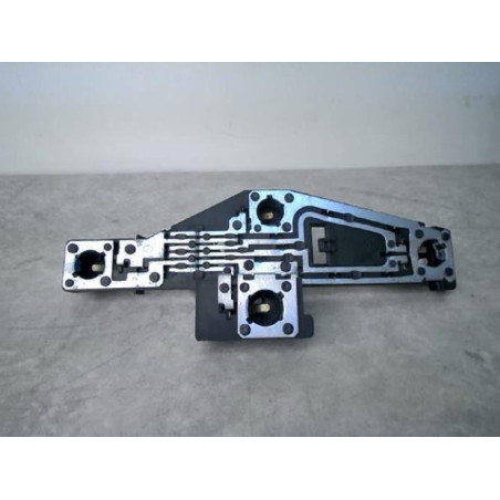 Platine feu arriere gauche RENAULT LAGUNA 2 PHASE 2 BREAK d’occasion