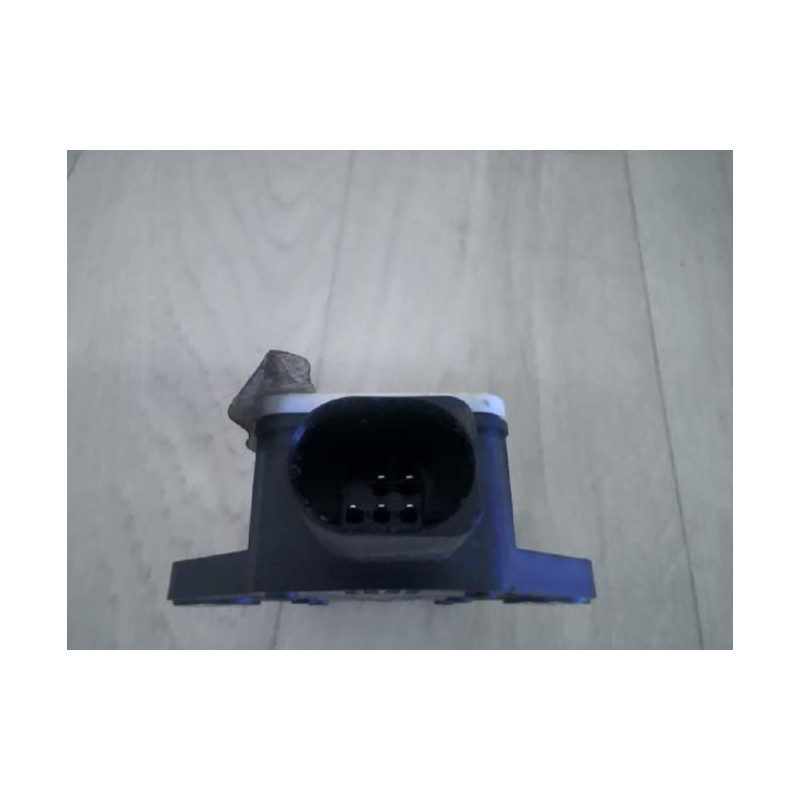 Capteur de vitesse (capteur tachymetrique) AUDI A4 2 AVANT PHASE 2 BREAK d’occasion