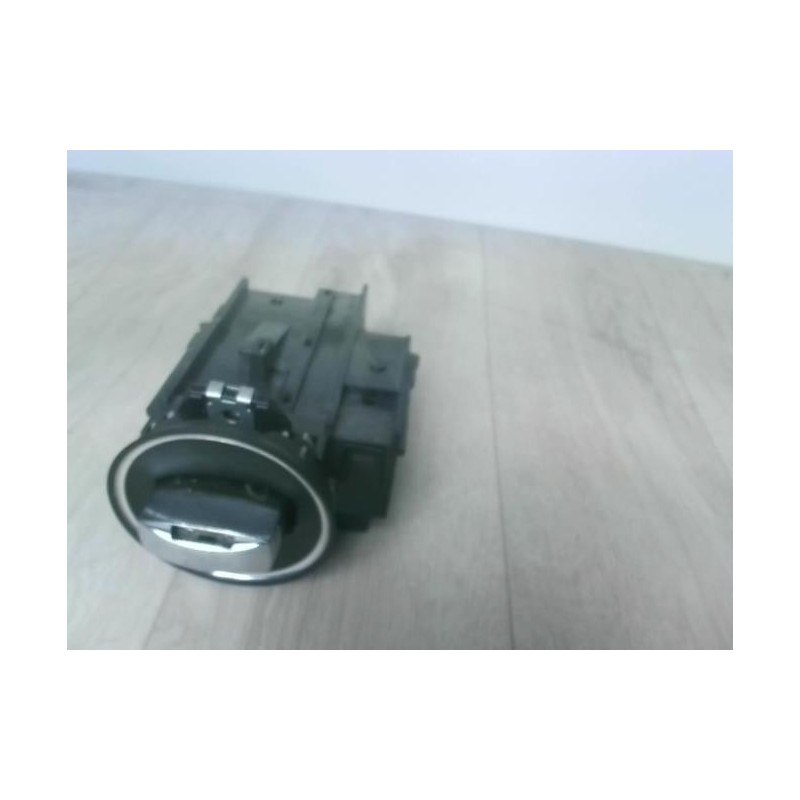 Lecteur de carte (neiman) VOLKSWAGEN PASSAT 5 d’occasion