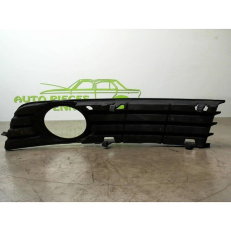 Enjoliveur anti brouillard AUDI A4 2 PHASE 1 d’occasion