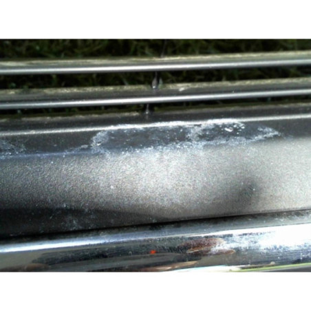 Grille de calandre gauche NISSAN MICRA 3 PHASE 1 d’occasion