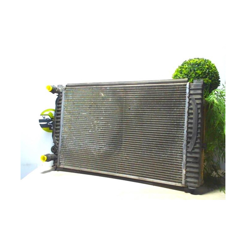 Radiateur eau VOLKSWAGEN PASSAT 4 PHASE 2 d’occasion