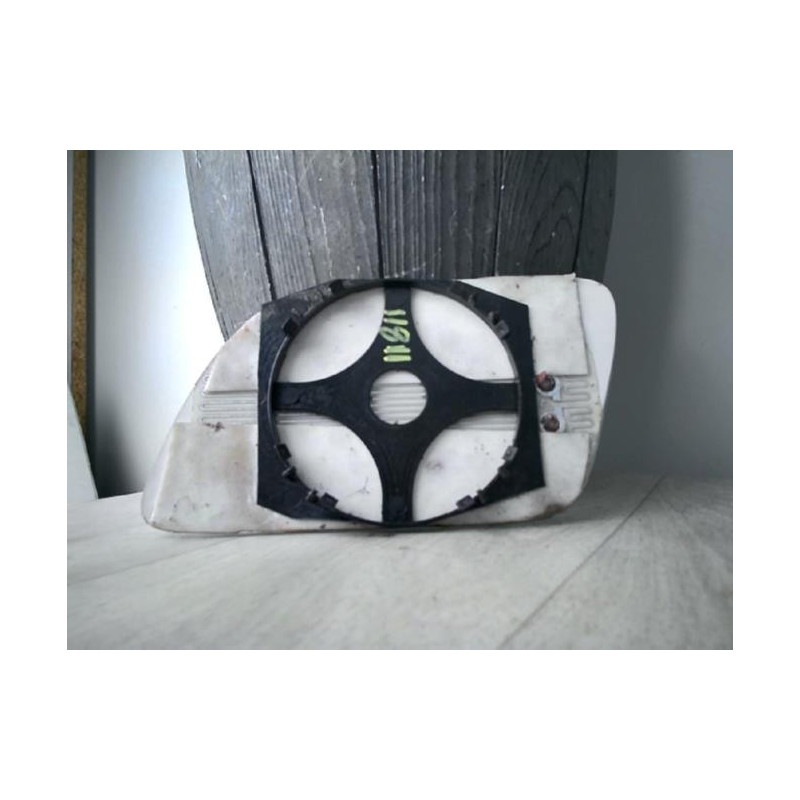 Glace retroviseur droit VOLKSWAGEN POLO 4 PHASE 1 d’occasion