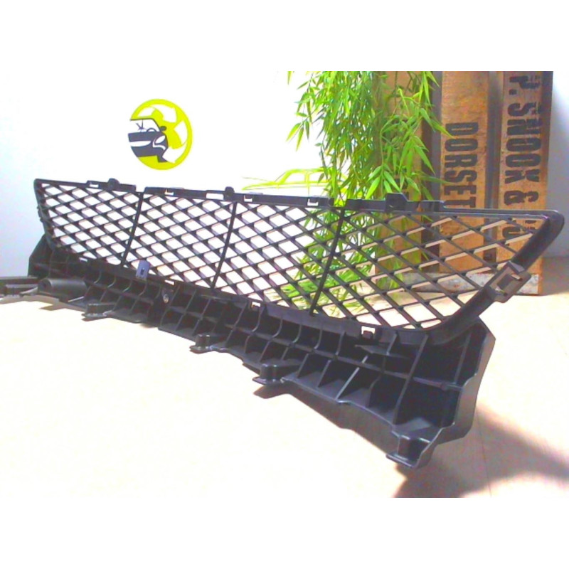 Grille de pare choc MAZDA 3 3 PHASE 2 d’occasion