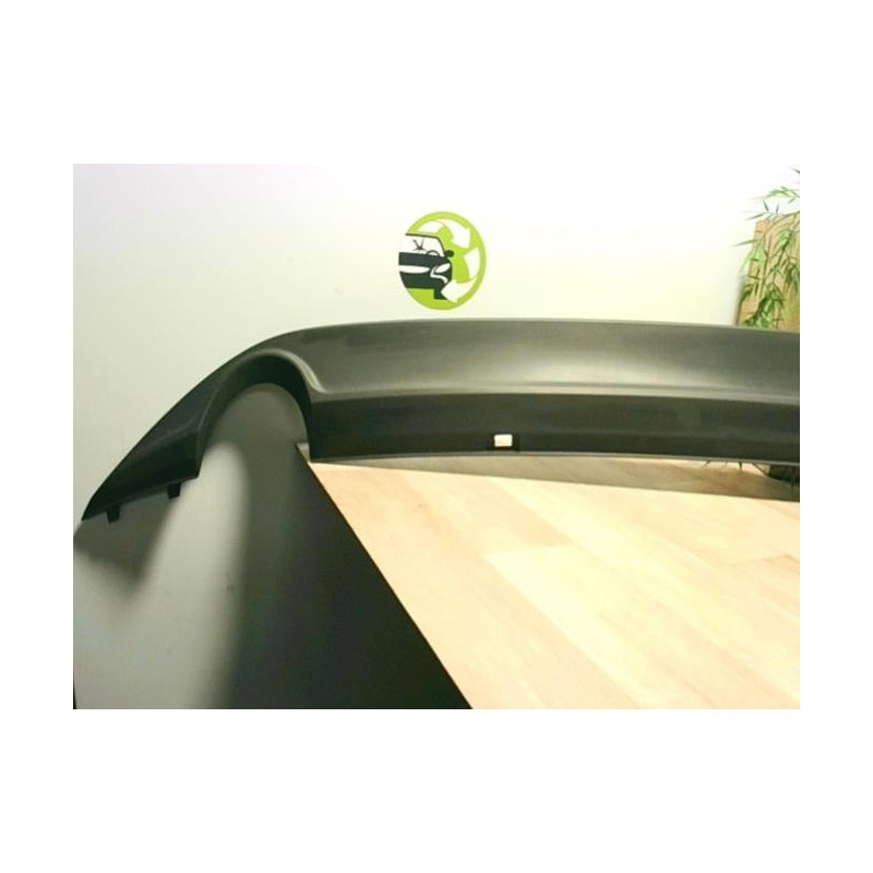 Moulure de pare choc arriere VOLKSWAGEN GOLF 7 PHASE 1 d’occasion