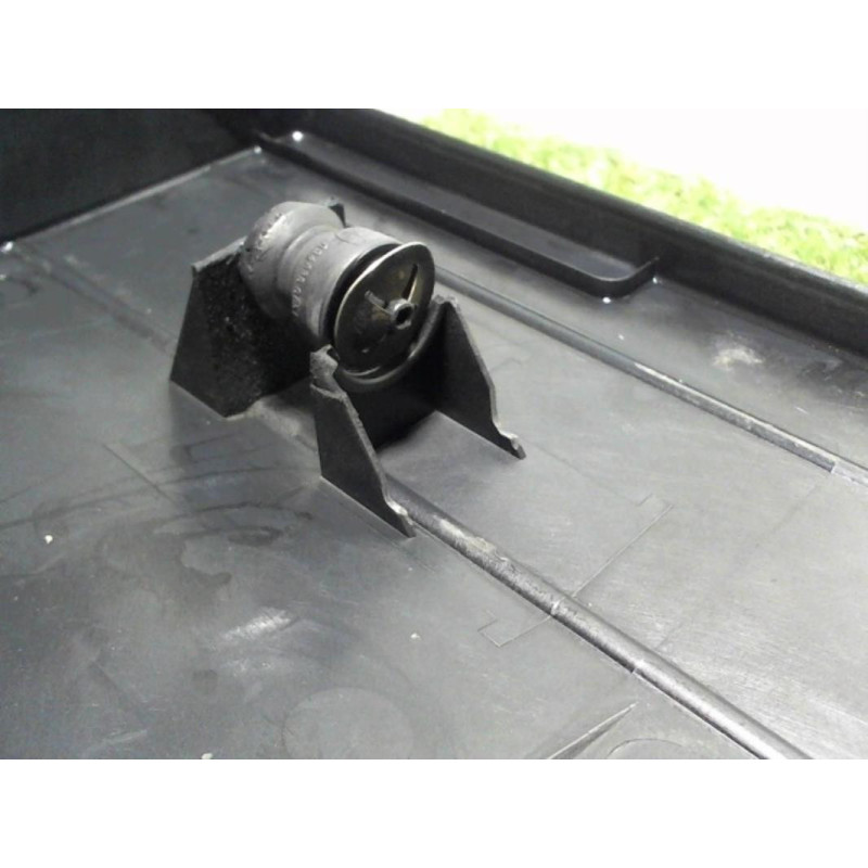 Cache moteur  FORD MONDEO 2 d’occasion
